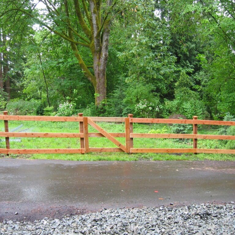 2 x 6 3 - rail horse fence